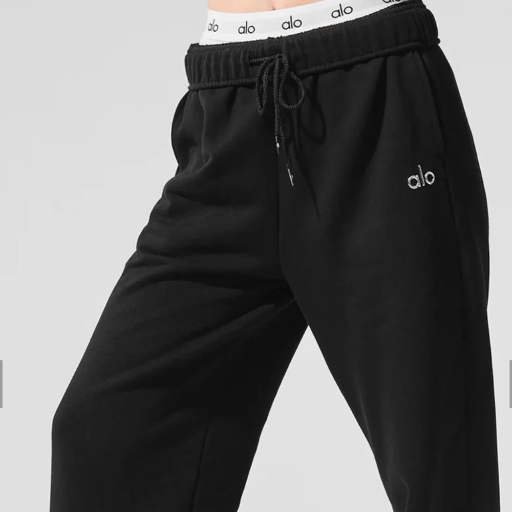 Alo Accolade Straight Leg Sweatpant - Picture 4 of 6